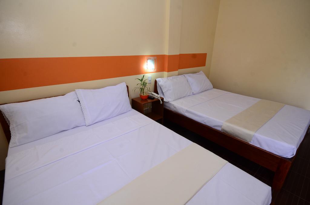 Michelle Pension Puerto Princesa Esterno foto